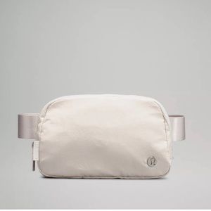 Lululemon everyday belt bag